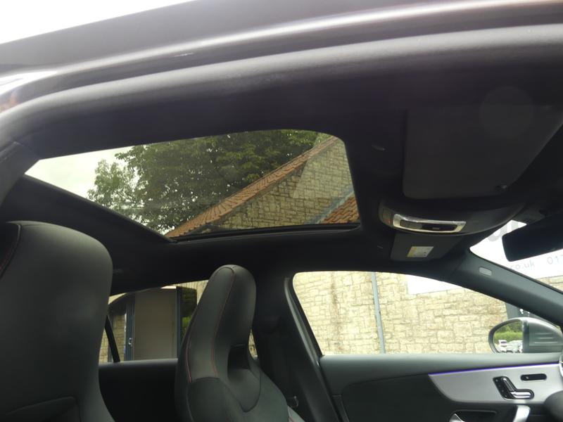 Mercedes-Benz A Class Photo 180e94be-0a53-4d1d-b917-abd33815021c.jpg
