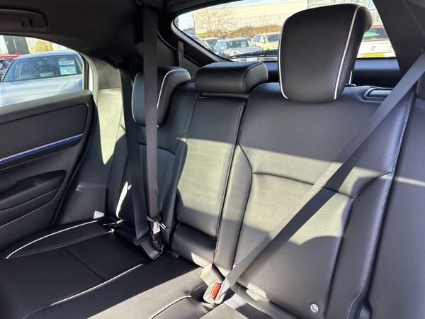 Honda e:Ny1 Photo 7