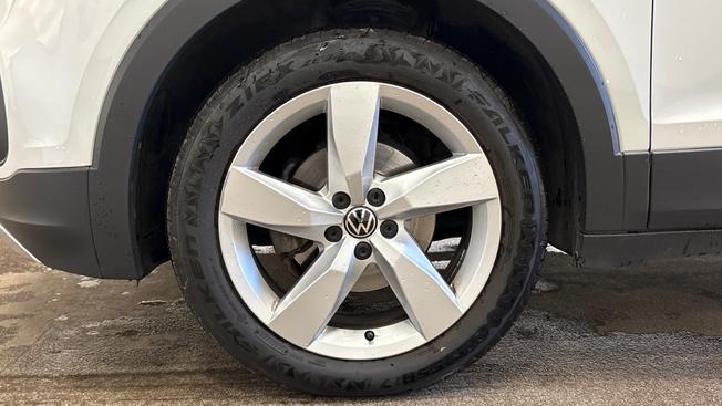 VOLKSWAGEN T-Cross Photo 5