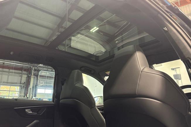 AUDI  Q7 Photo 37