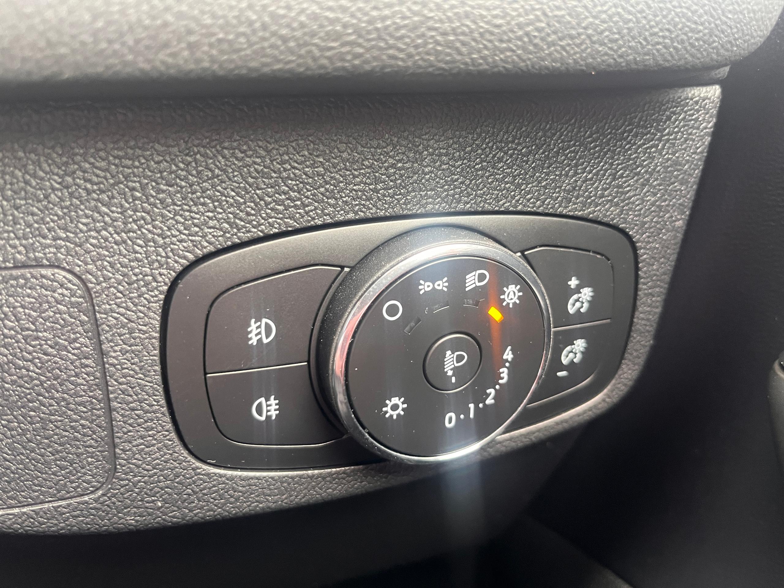 Used Ford FOCUS EY74FYS 39