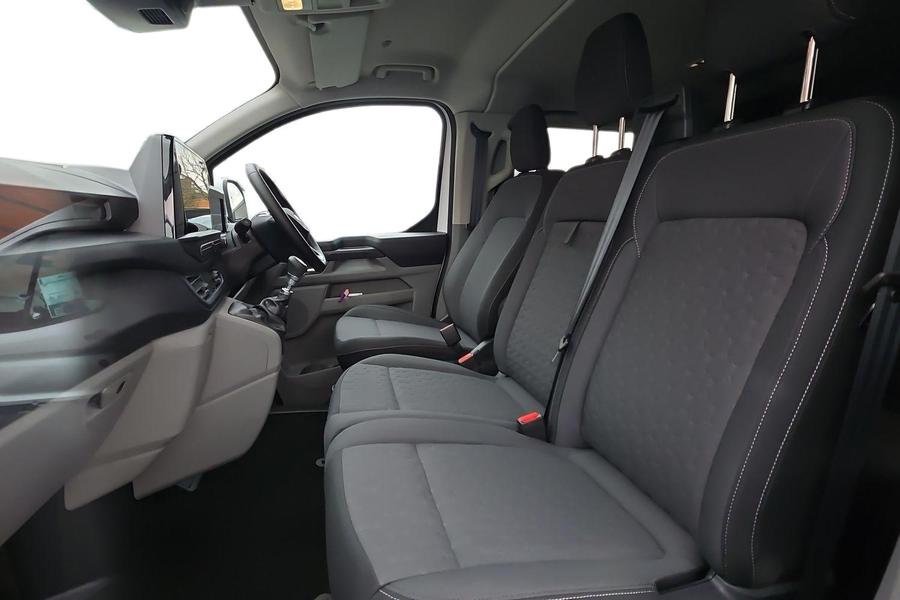 Ford TRANSIT CUSTOM Photo 185652a9-1c7b-44b8-83ce-12ef6aa3054b.jpg
