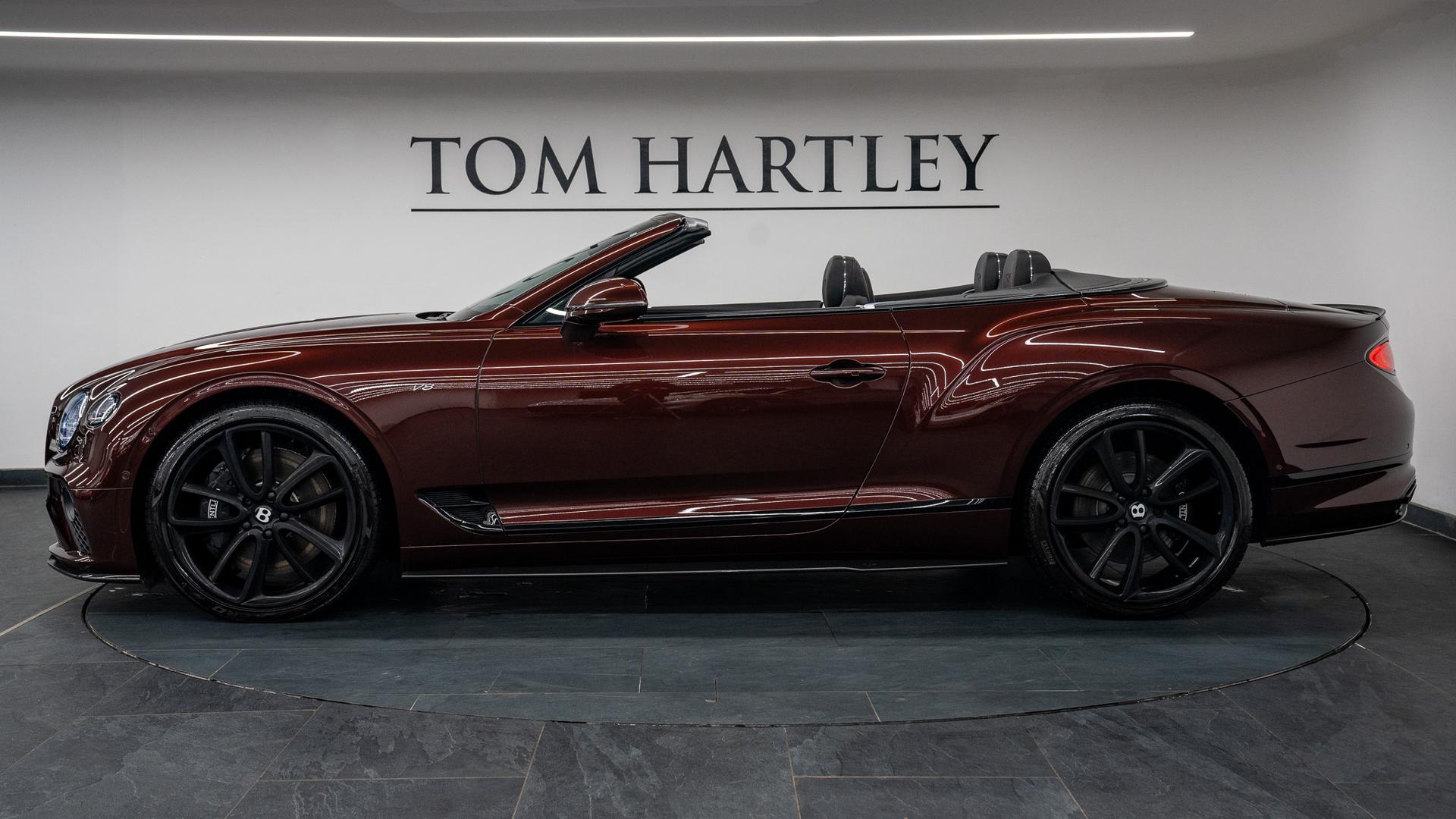 Bentley Continental Photo 186780e8-666b-47c3-a532-e700312cbdf9.jpg