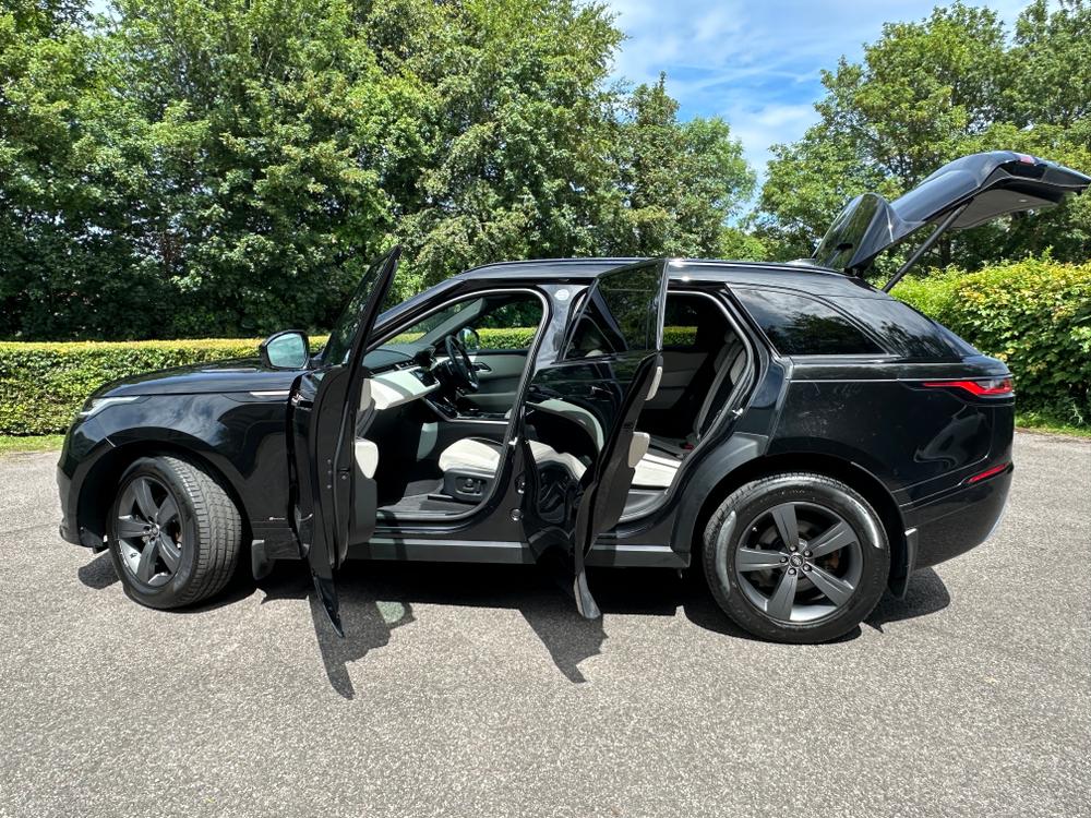 Used Land Rover Range Rover Velar SY70JUV 32