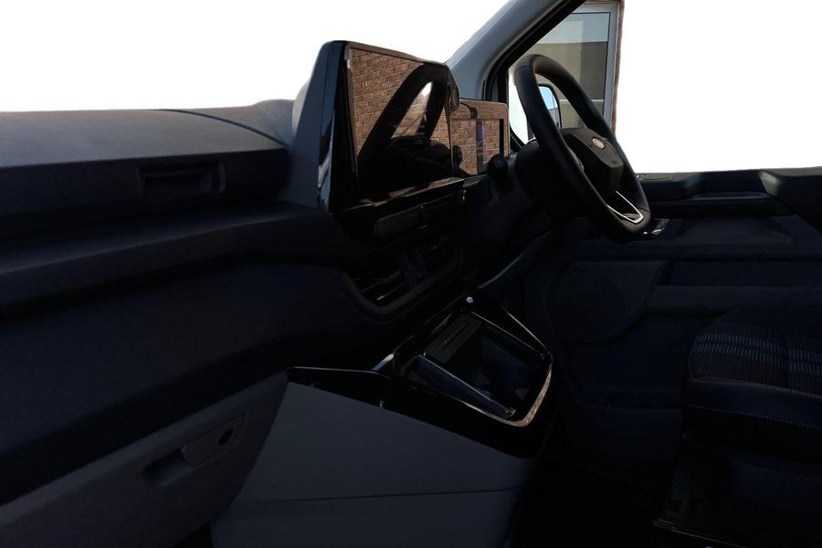 Ford TRANSIT CUSTOM Photo 18711695-94f3-487a-a23f-7edd08383736.jpg