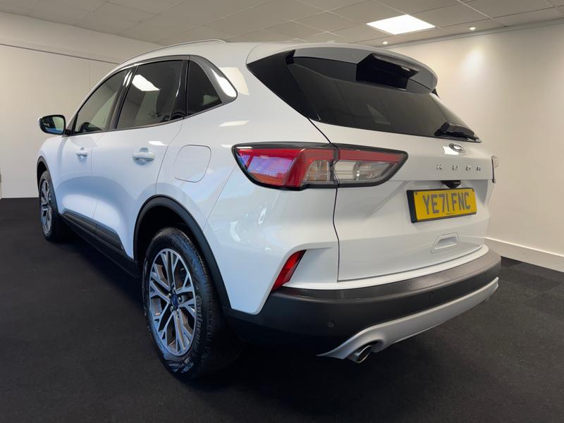 Ford Kuga Photo 187f8c28-8d5c-4341-81e5-31c5ba87e5c9.jpg