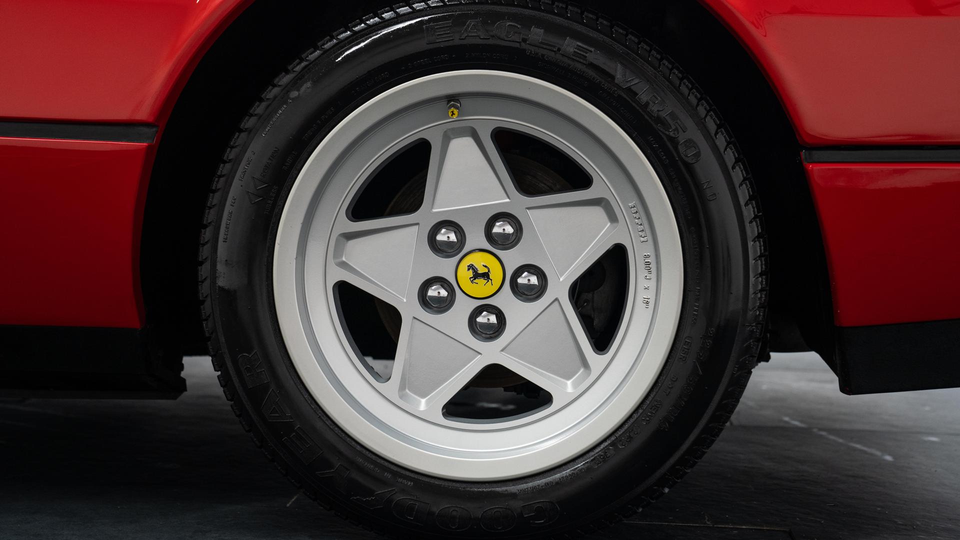 Ferrari 328 Photo 1896e607-ee33-421d-9a7e-2a4e26cbbb70.jpg