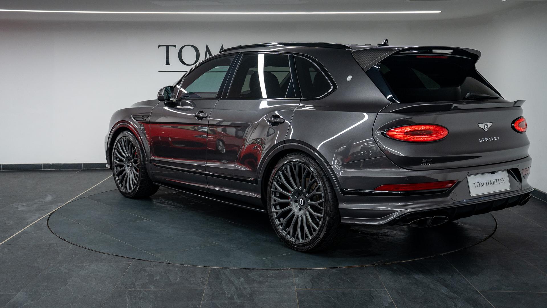 Bentley Bentayga Photo 18a2dbc8-0cd1-442e-a89a-ad6dc7bac2fb.jpg