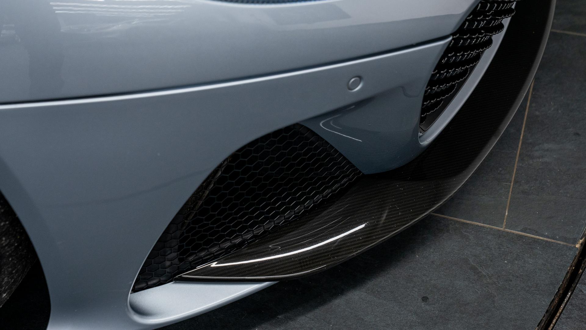 Aston Martin DBS Photo 18a71a6b-0991-47fe-b409-2d69a366322e.jpg
