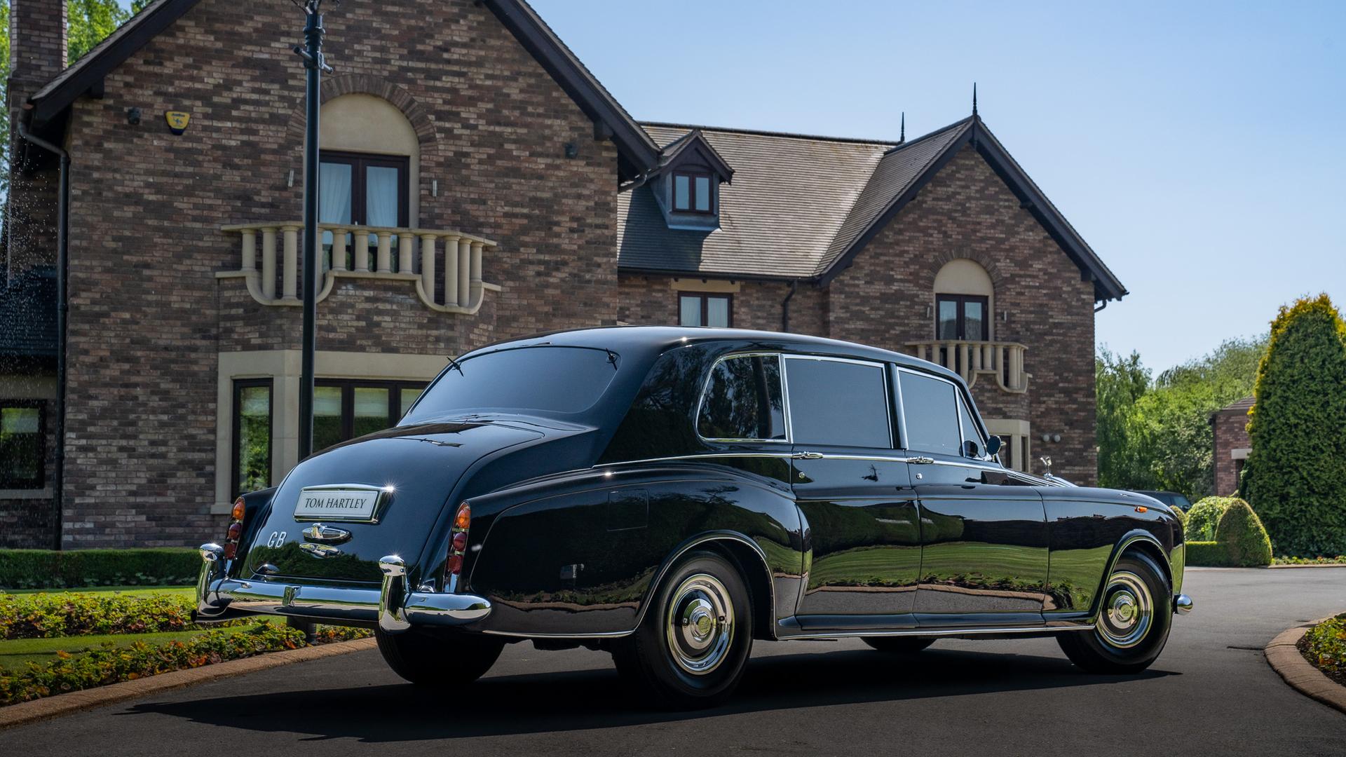 Rolls-Royce Phantom VI Limousine Photo 18c2c525-6934-4bff-bc1f-1b32b07e3a89.jpg