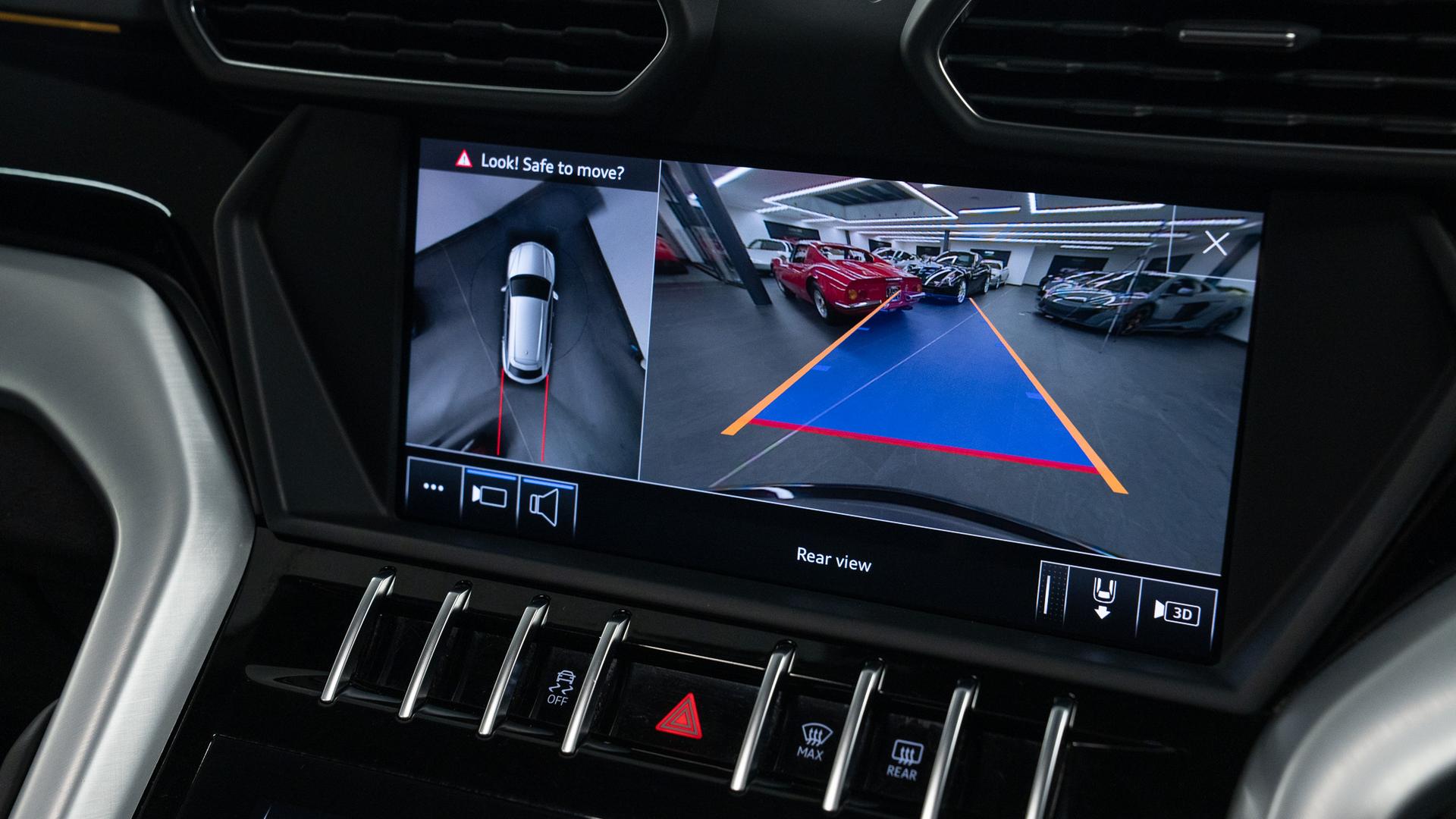 LAMBORGHINI Urus Photo 18e3ca96-c87e-4804-a2ea-1e6dab52ae95.jpg