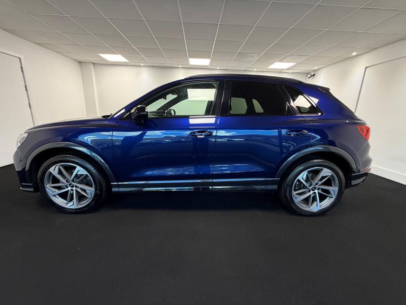 Audi Q3 Photo 18e66117-88e1-4142-b340-0e74e9fc1a01.jpg