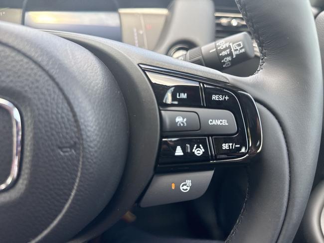 Honda Jazz Photo 18ef8d7d-72eb-4ce7-9d15-87e5df71aaf5.jpg