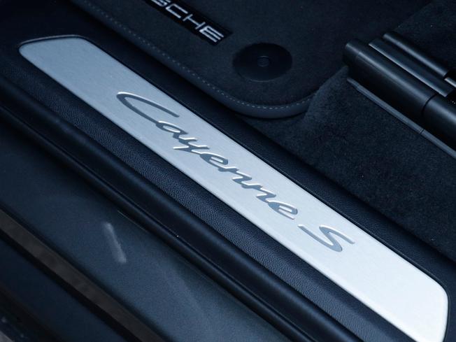 PORSCHE Cayenne Photo 27