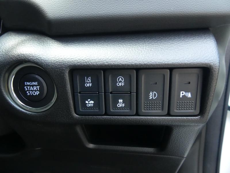 Suzuki S-Cross Photo 18ff765c-6db0-49ed-a98b-36cb2e992418.jpg