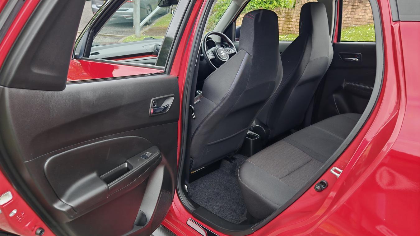 Used Suzuki Swift KX70OYJ 19