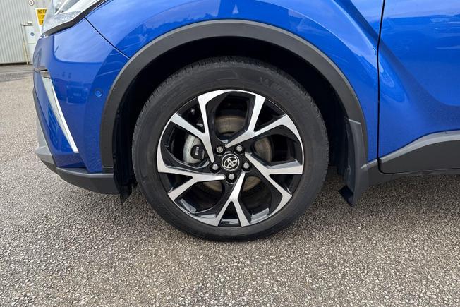 TOYOTA C-Hr Photo 39