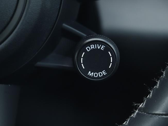 PORSCHE Taycan Photo 37