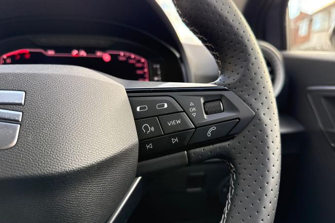 SEAT Ibiza Photo 17