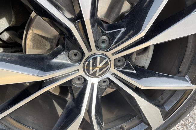 VOLKSWAGEN Tiguan Photo 49