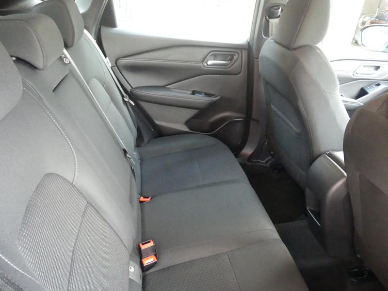 Nissan Qashqai Photo 197f5b9a-f8ac-400c-a7a2-53c9cee9d9d3.jpg