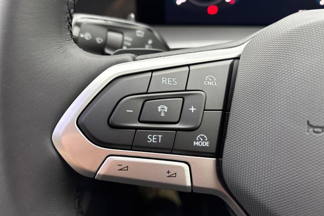 VOLKSWAGEN Tayron Photo 16