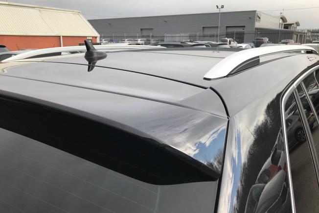 VOLKSWAGEN Tiguan Photo 21