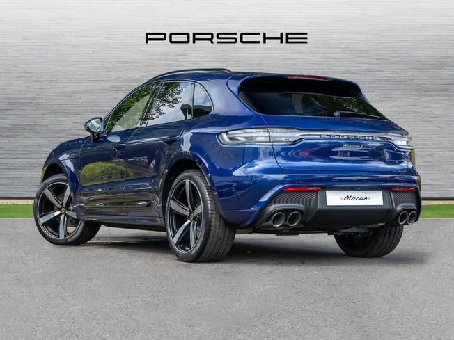 PORSCHE Macan Photo 2