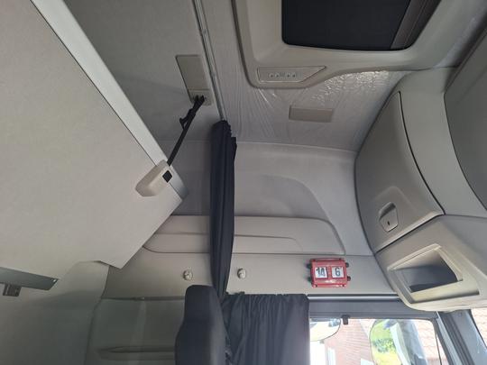 Iveco S-WAY 530hp Photo