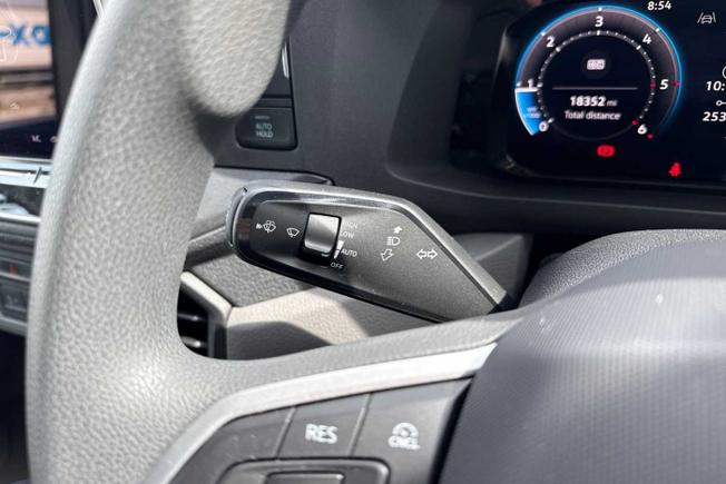 VOLKSWAGEN Crafter Photo 49