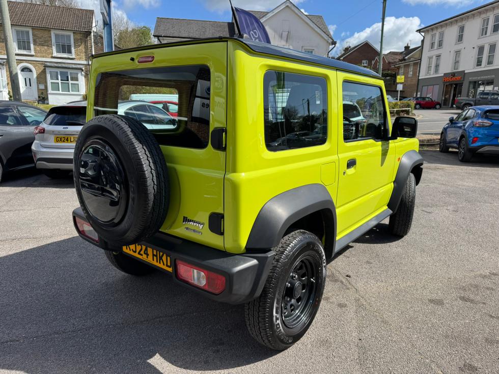 Suzuki Jimny Photo 19b0830e-3806-420a-993e-dbbabeca795e.JPEG
