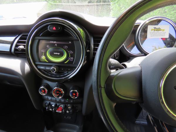 Used MINI Hatch GV15RNE 18
