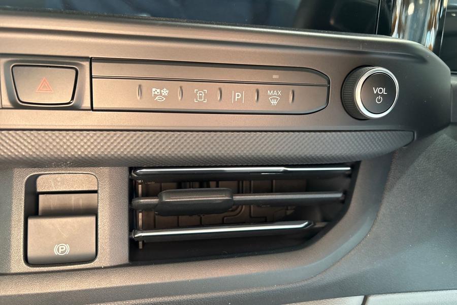 Ford TRANSIT CUSTOM Photo 19b69606-00d7-4d45-b92a-142d4daf0cf9.jpg