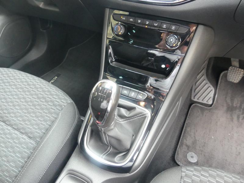 Vauxhall Astra Photo 19b73578-015e-4650-9d98-f97618bb8aef.jpg