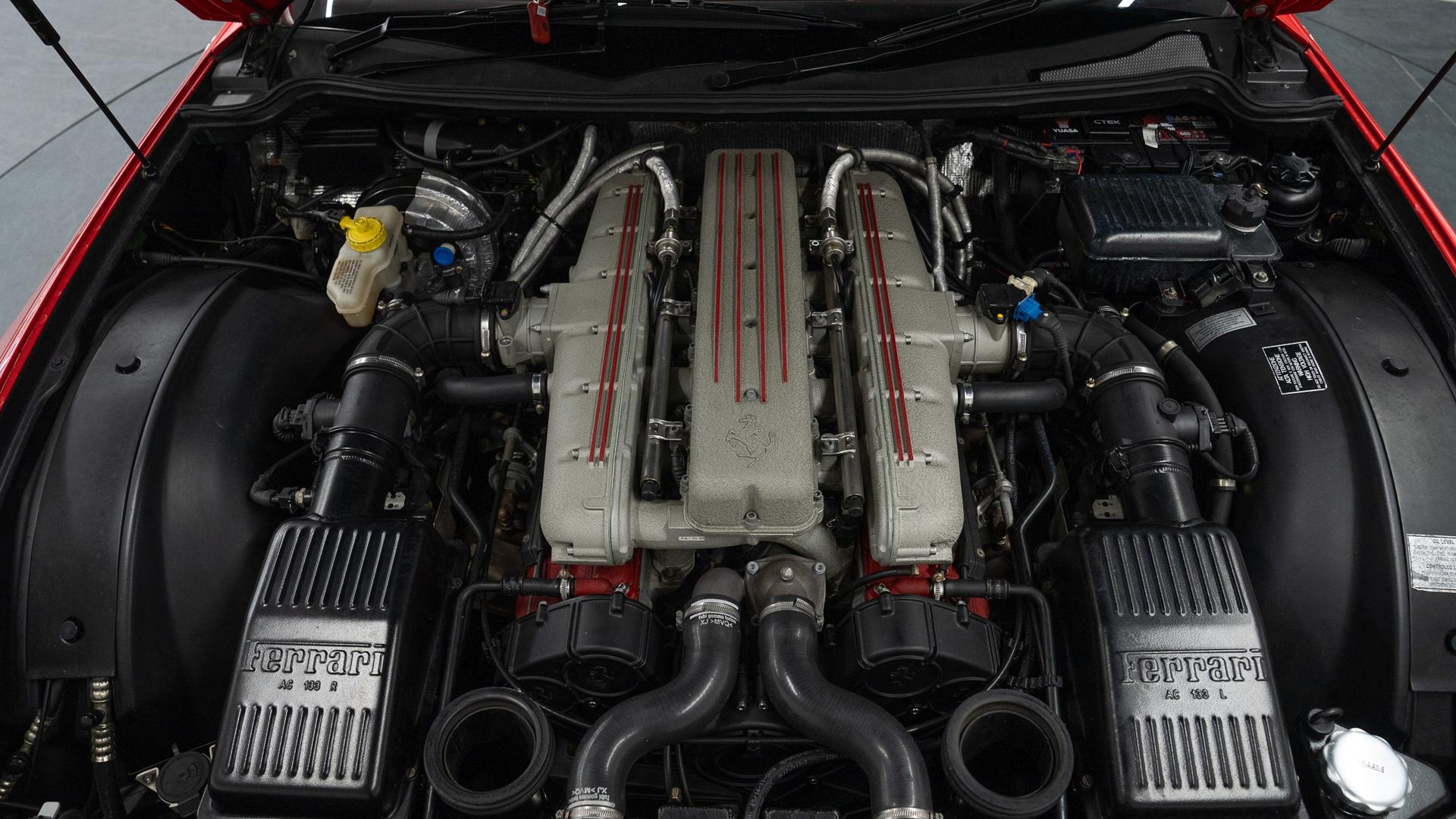 Ferrari 550 Photo 19b7ca3a-9a26-41a1-832e-635ddaf324eb.jpg