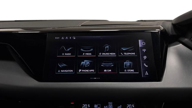 Audi e-tron GT Photo 8