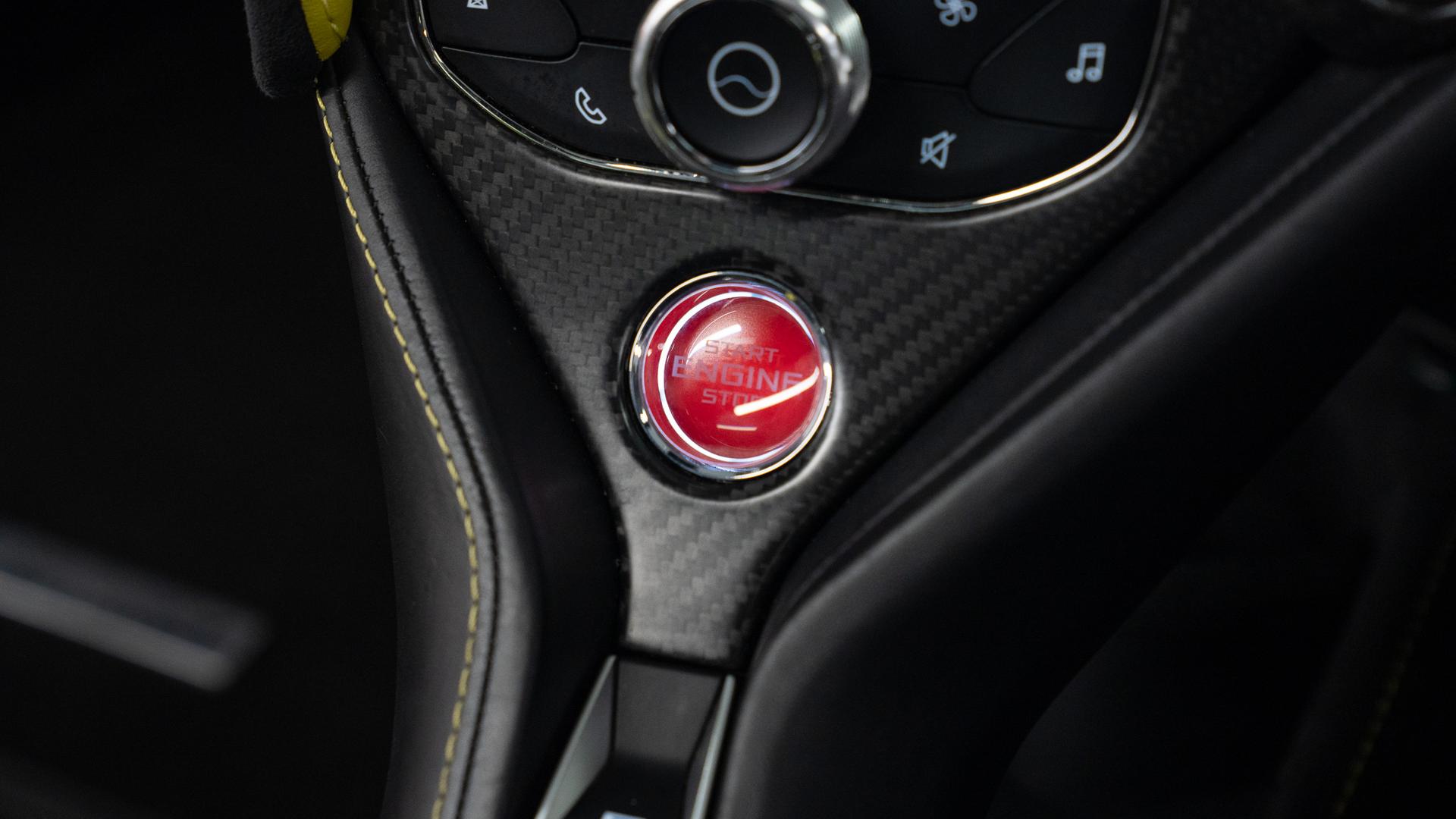 McLaren 720S Photo 19c7d920-6a6d-43ba-b722-42fa6da67d45.jpg