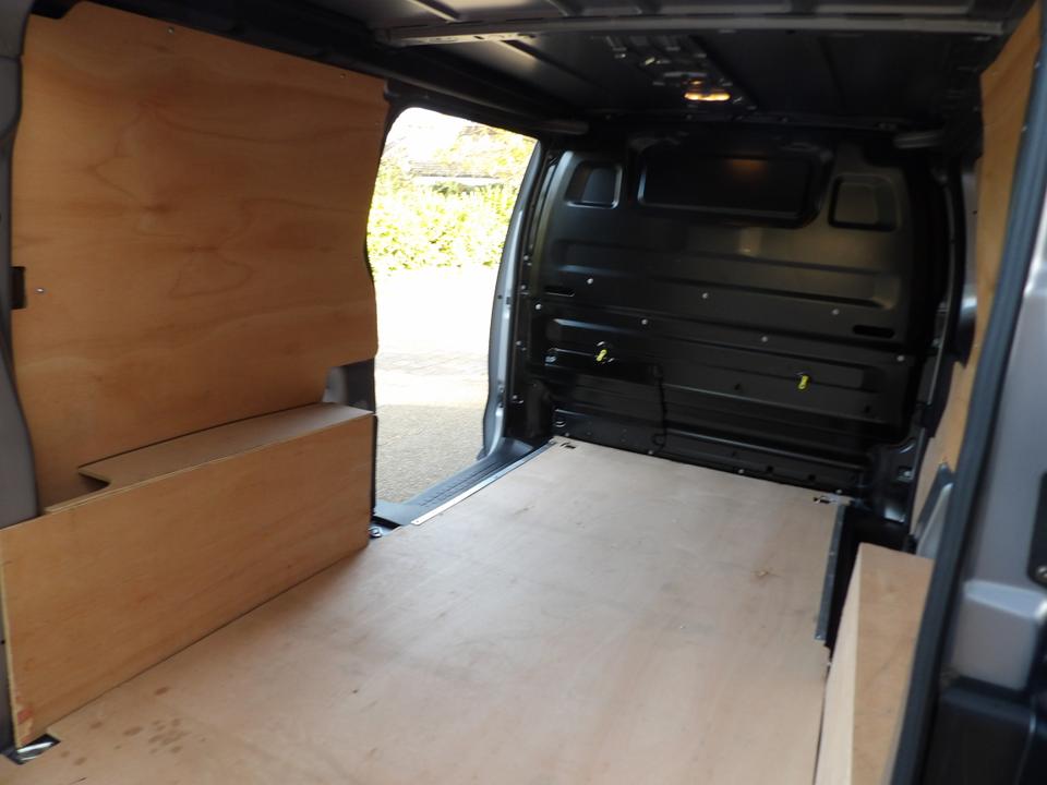 Used Vauxhall Vivaro WV22FLP 10