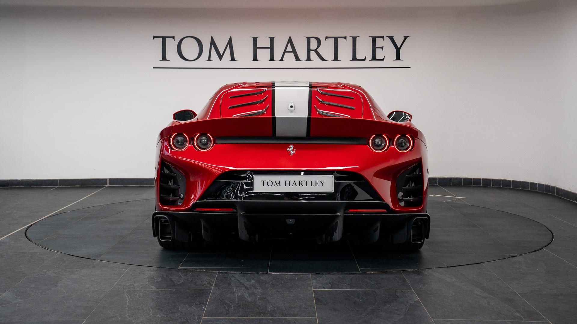 Ferrari 812 Photo 1a05a5ed-df4d-4f37-991e-bbff1678fe6c.jpg