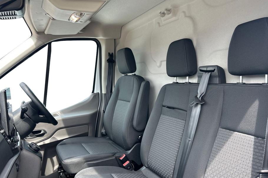 Used Ford E-TRANSIT ETRANSITTREND10 10