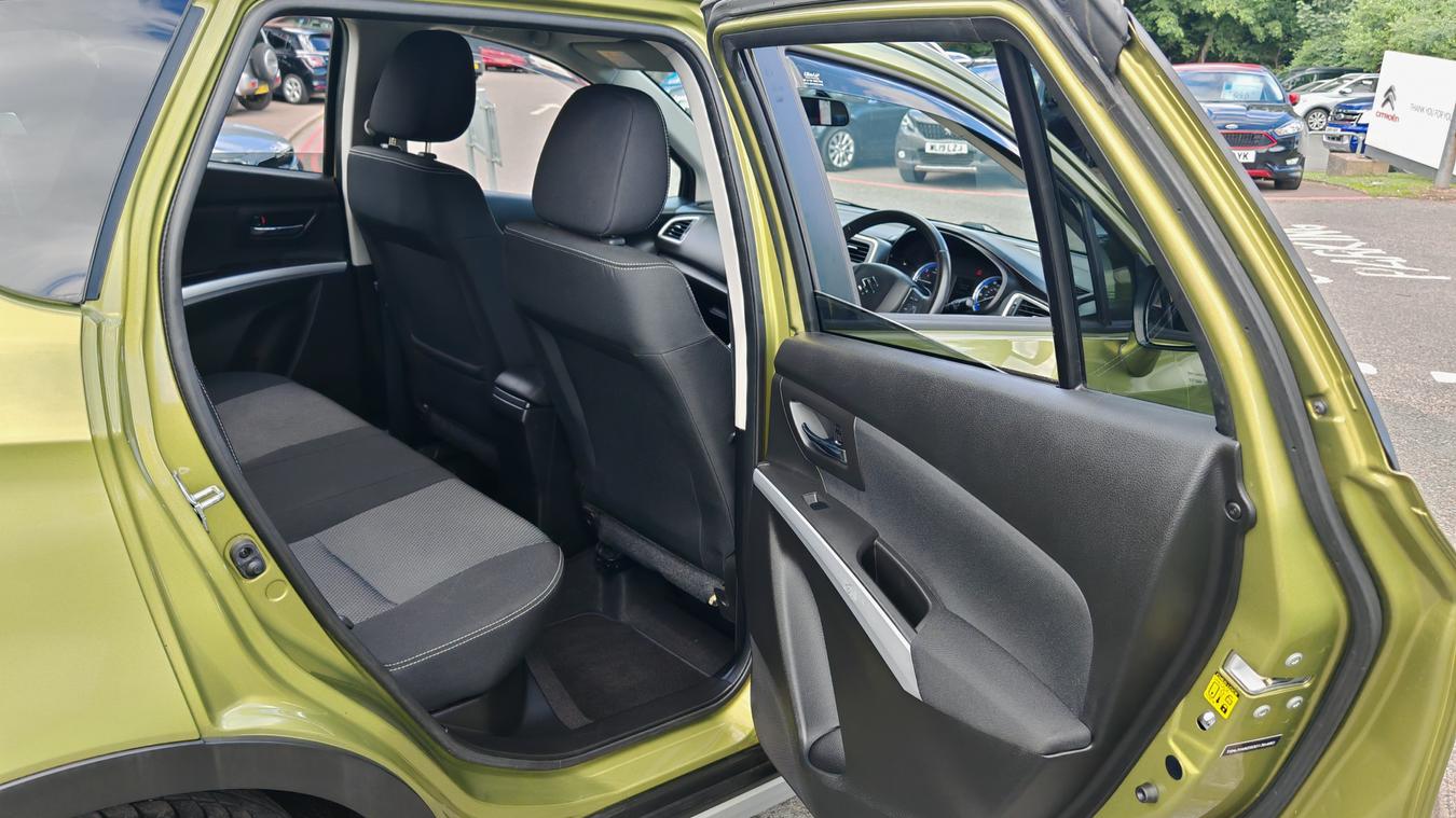 Used Suzuki SX4 S-Cross WD64ECT 15