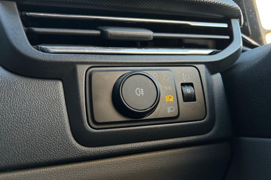 Used Ford TRANSIT CUSTOM 12/N042061 30