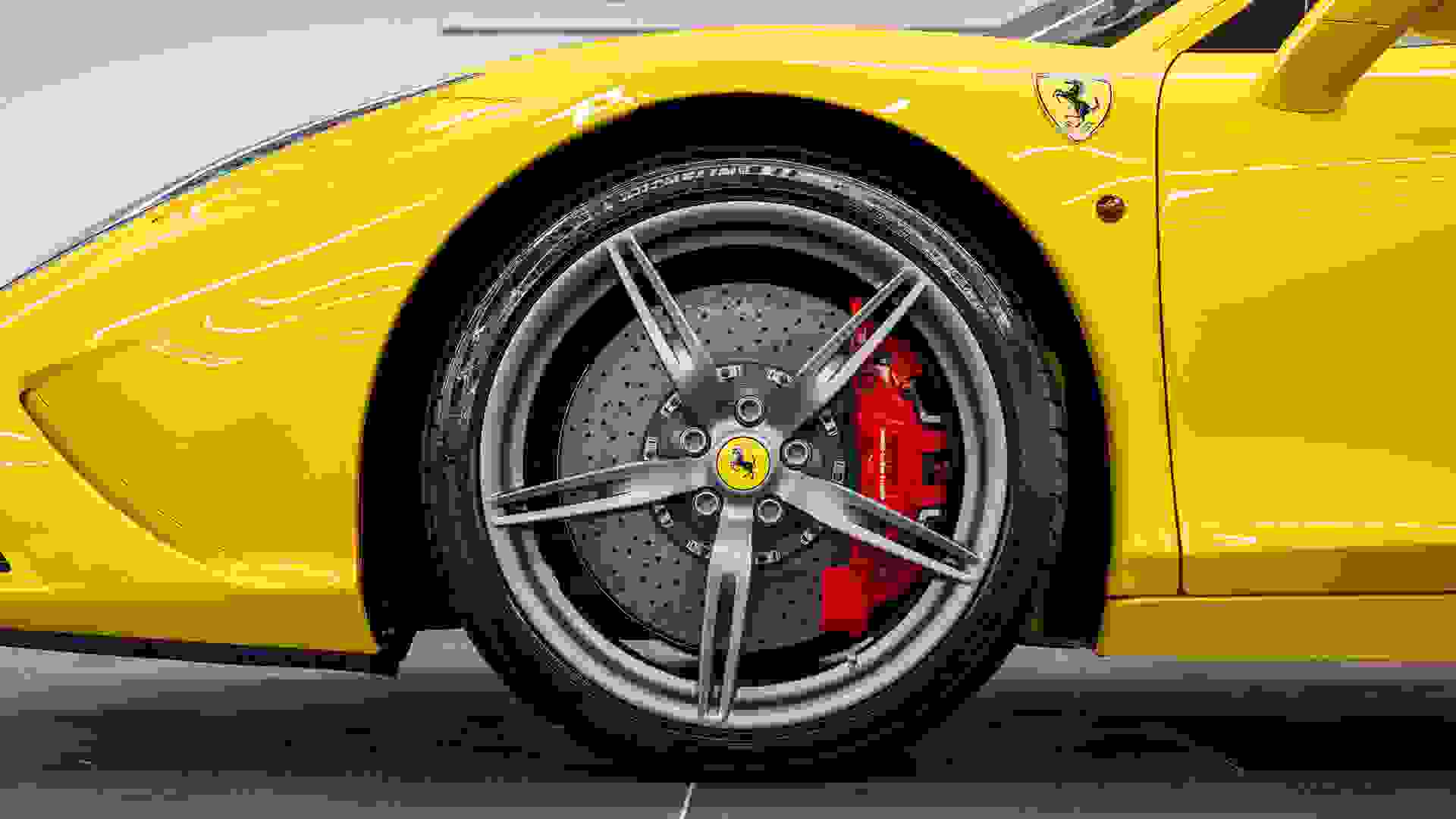 Ferrari 458 Photo 1a26ec18-5c9f-4a0b-b678-1c28ff8aa501.jpg