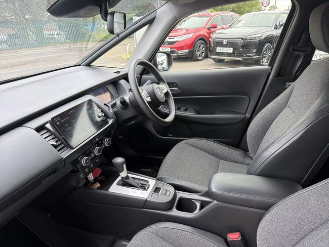Honda Jazz Photo 1a3928d1-28a9-4a16-b739-bfabd32c0407.jpg