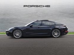 PORSCHE Panamera Photo 4