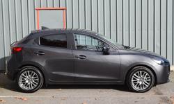 Mazda Mazda2 Photo 2