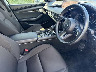 Mazda Mazda3 Photo 1