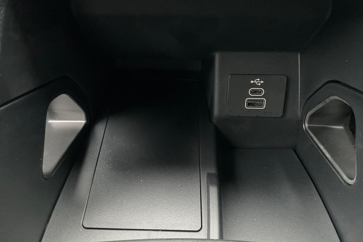 Ford RANGER Photo 32