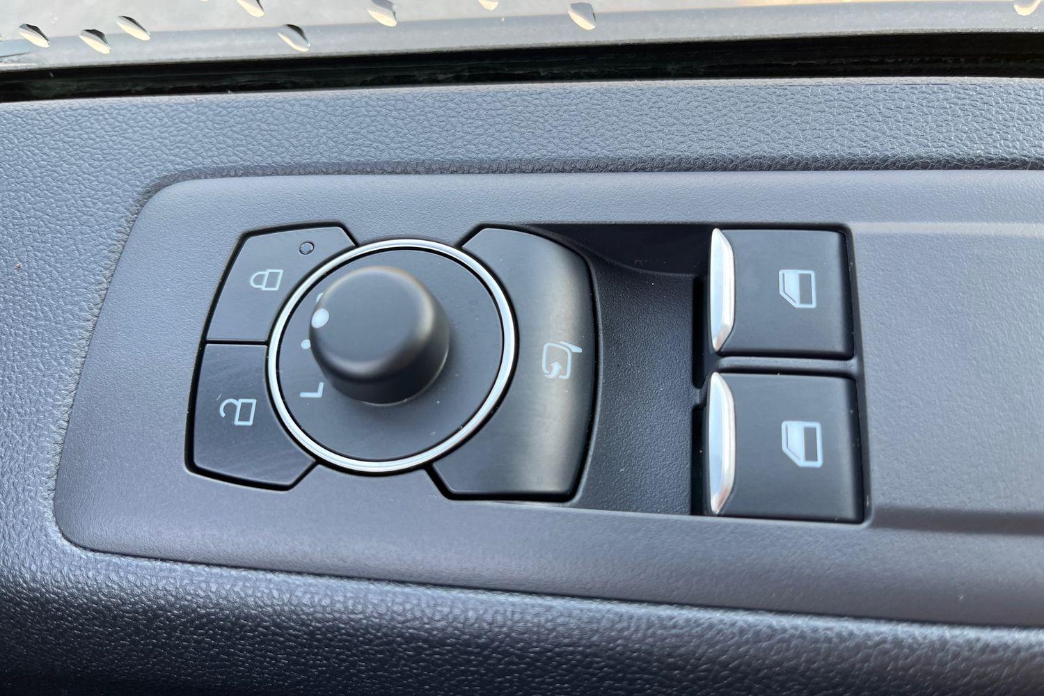 Ford TRANSIT CUSTOM Photo 22