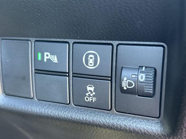 Honda Jazz Photo 1a6fc1c0-2674-430e-a547-f34f9bf8dfca.jpg